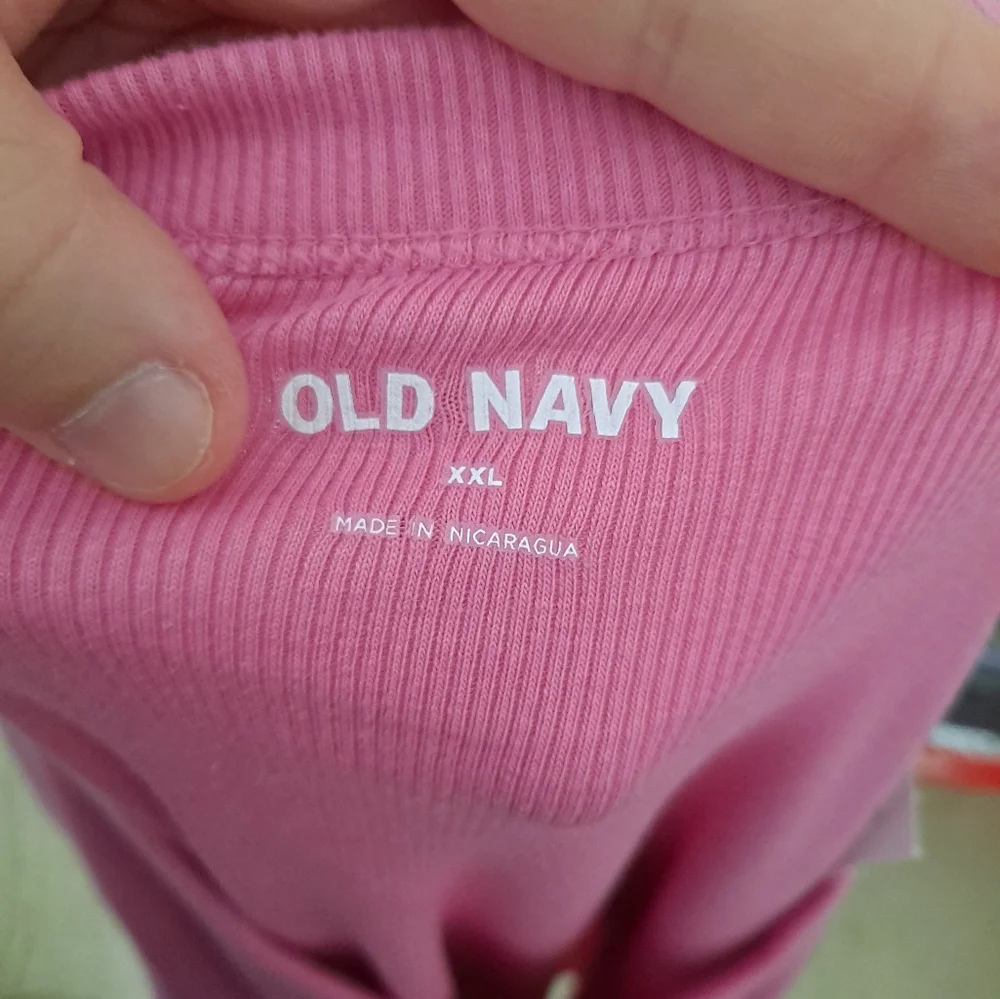 Old Navy Ribbed Top - Picture 6 of 7